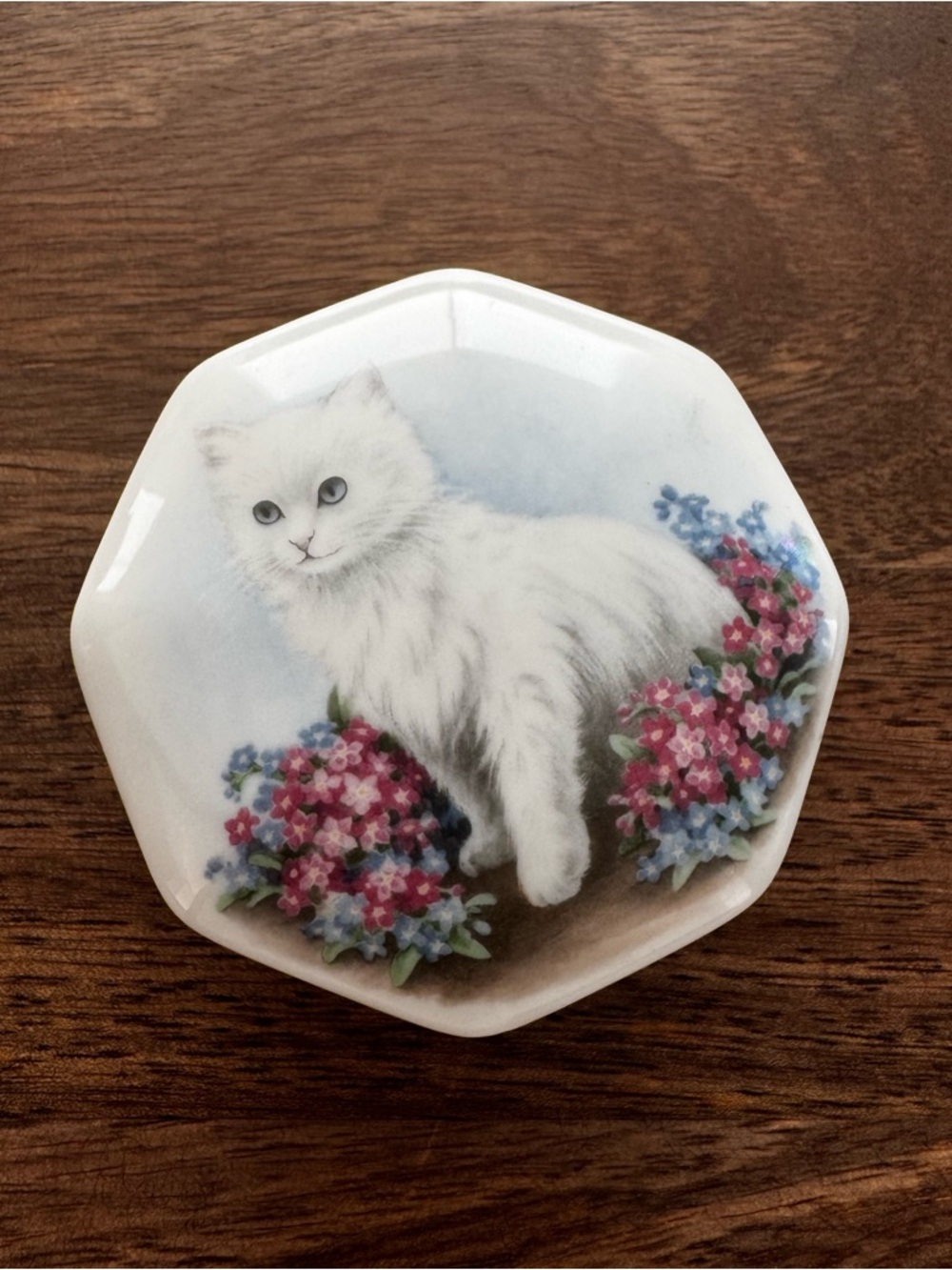 Vintage Baranyk Design Kitty Trinket Box 
3” x 3 “
